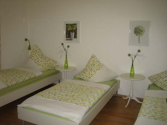 Essen Rita´s Messe-, Monteur- und Ferienwohnungen: Wohnung 2, Schlafzimmer 2