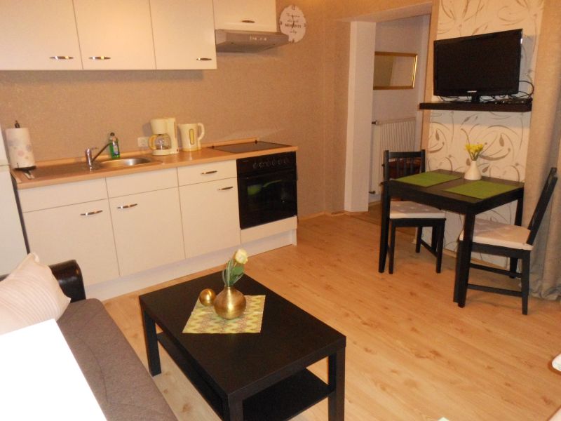 Essen Apartment Heike: Überblick in den Raum